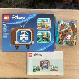 Lego Disney Animation tv set 40774 Lion King Toy Story